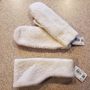 New Lululemon Ear Warmer & Mitten Set